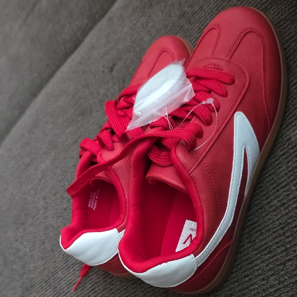 Dolce Vita Red and White Low-Top Athletic Sneakers